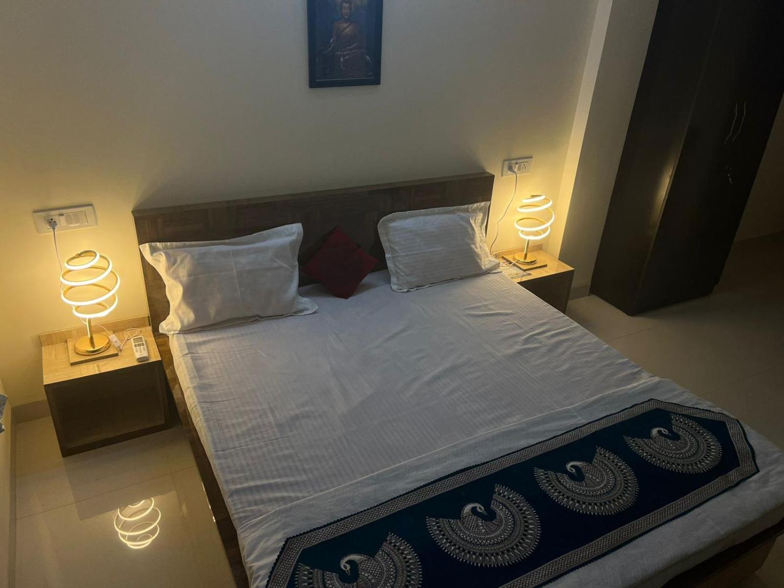 Hotel Shivashray Luxury Stays & Inn Ujjain Pokój zdjęcie